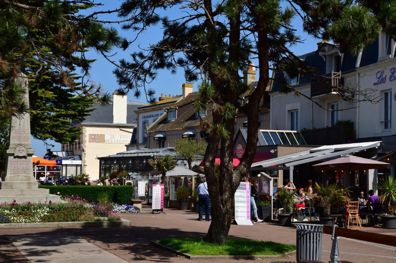 Triplex avec jardinet - wifi - à 400m de la plage Courseulles-sur-Mer Exterior foto